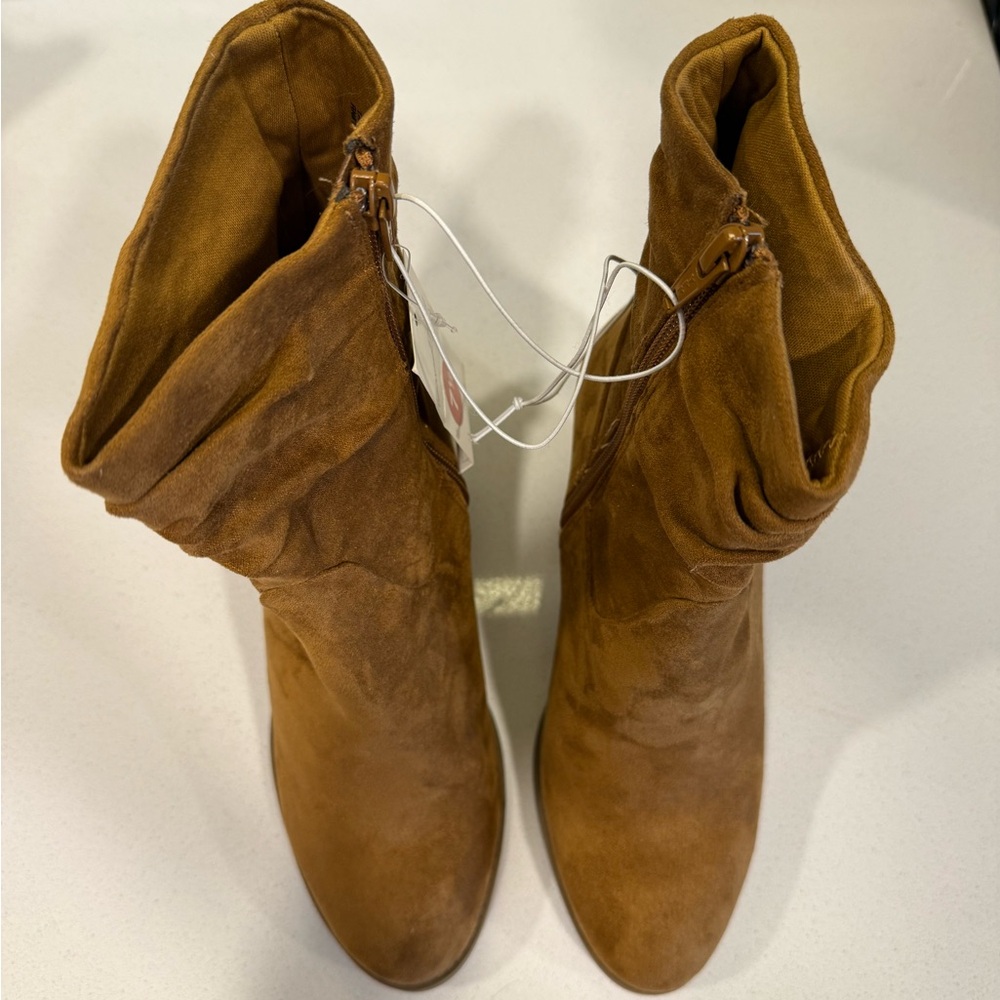 Universal Thread Ankle Boots – Size 7.5 – NWT – Tan Suede - Picture 4 of 6